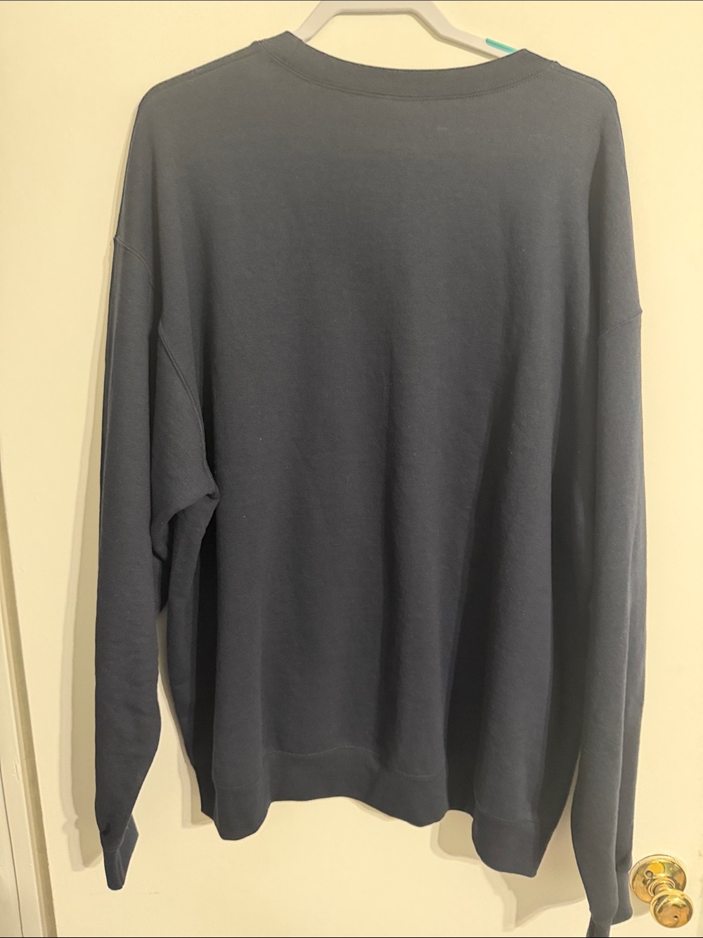 NWT 2XL Champion Navy Crewneck with Gold 'Mountain Strong' WVU Graphic - Picture 4 of 5